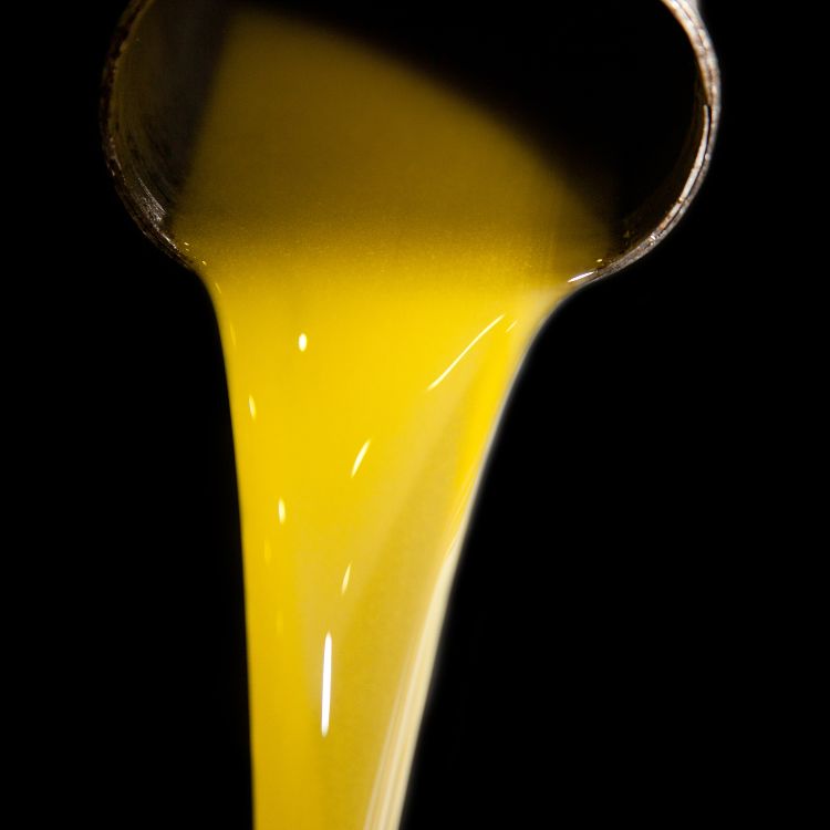 Kaltgepresstes Olivenöl 